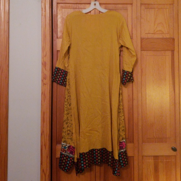 Beautiful Indian Tunic - Picture 4 of 5